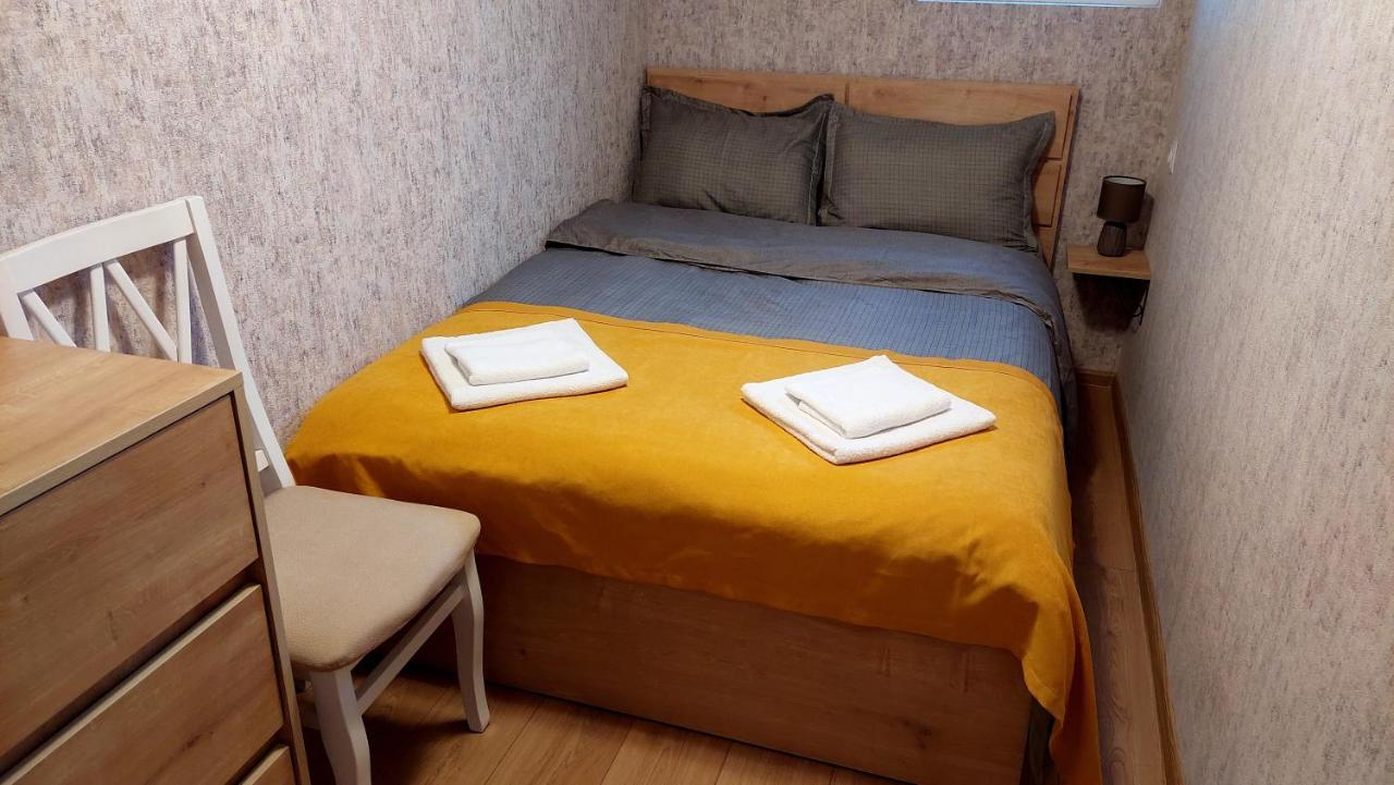 Yellow Apartment Tbilisi ภายนอก รูปภาพ